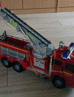 Feuerwehrauto kabelgesteuert - Garbsen