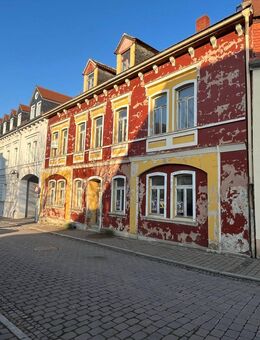 MEHRFAMILIENHAUS (GRÜNDERZEIT) -ZENTRUM- AFA SONDERABSCHREIBUNGEN - Querfurt
