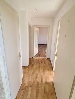 Gepflegte 2-Zimmer-Wohnung im 1. Obergeschoss ab 1.12.2025 in Gefrees - Gefrees