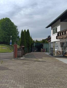 Großes Einfamilienhaus auch als Zweifamilienhaus nutzbar! - Geiersthal