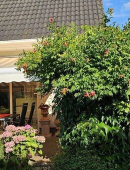 HORN IMMOBILIEN ++ Doppelhaushälfte vor den Toren der Stadt Neubrandenburg - Trollenhagen
