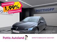 VW Golf, 2.0 TDI 8 Move, Jahr 2023 - Hamm