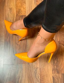 Damen Cut Off High Heels ocker/gelb Lack Glanz BIGTREE Gr.40 zu verkaufen 😍🤩 - München