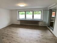 Offene, helle 4,5-Zimmer-Wohnung in der 1. Etage mit Balkon, sucht neue Bewohner! - Bargteheide