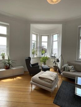 STILVOLLE ETAGENWOHNUNG IN CUXHAVEN: 120 M², 4 ZIMMER - Cuxhaven