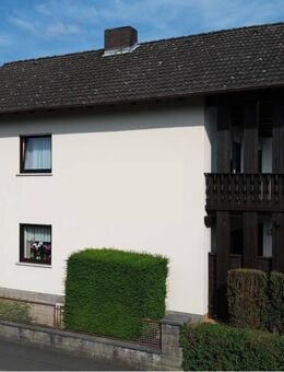 Familienglück: Gepflegtes Einfamilienhaus direkt zum Einziehen - Obernburg (Main)