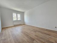 Schön geschnittene 2-Zimmer Wohnung auf Wunsch mit Einbauküche - Chemnitz