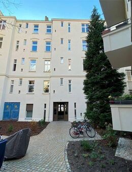 Vermietete Altbauwohnung mit Garten in renoviertem Jugendstil-Altbau - Berlin