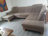 Schöne Polstergarnitur - Sofa mit Schlaffunktion -Wohnlandschaft neuwertig - Marktredwitz
