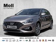 Hyundai i30, Trend Mild-Hybrid Navigations-Paket, Jahr 2023 - Köln