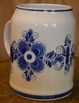 Bierkrug Keramik 0,5Liter , gemarkt Philips - Delft Holland handgemalt , Motiv Blumen , Höhe 13cm , K330 - Görlitz