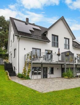 Neuwertige 1,5-Zimmer-Wohnung mit Souterrain-Terrasse in Aichach-Sulzbach - Aichach