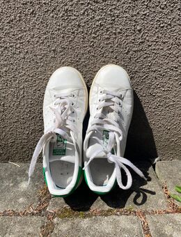 Adidas Stan Smith Damen | Weiß-Grün | Gr. 37 1/3 (US5 / UK4,5) | Guter Zustand - Hamburg