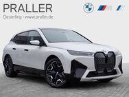 BMW iX, xDrive50 Edition Sport Aktivlenkung M-Lenkrad, Jahr 2022 - Deuerling