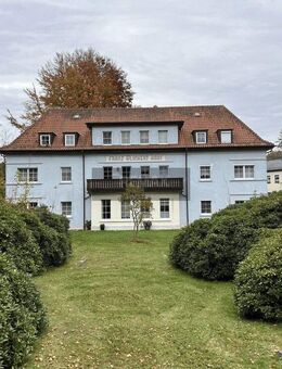 Wohnen, wo andere zur Kur fahren - charmante 2-Zimmer-Wohnung in Bad Brambach - Bad Brambach