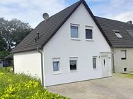 Modernes Einfamilienhaus (DHH) mit großem Gartenanteil - zusätzliche Ausbaureserve - Krefeld