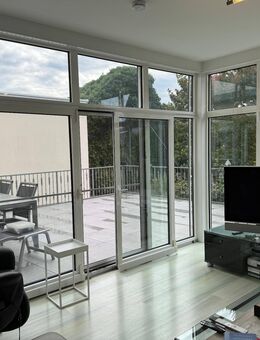 Traumhaftes Einfamilienhaus mit Idylle im großzügigen Garten und eigener Gewerbeinheit! - Rheinmünster