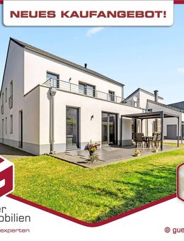 Neuwertig und bezugsfrei! Stilvolles Zweifamilienhaus für Generationen mit 2 Einbauküchen und Garage - Bergheim (Nordrhein-Westfalen)