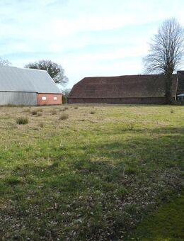 Landhaus mit Scheune und offener Halle in ruhiger Wohnlage - Friedeburg