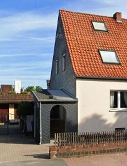 Doppelhaushälfte mit Potenzial - geeignet für 2 Familien, Mehrgeneration, Wohngemeinschaften - Hemmingen (Niedersachsen)