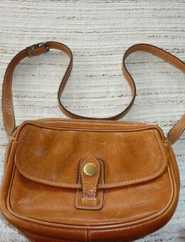 kleine braune Handtasche 8 € VB + Versand - Schwabach
