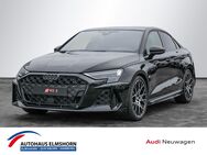 Audi RS3, 2.5 TFSI quattro Limousine, Jahr 2022 - Kölln-Reisiek