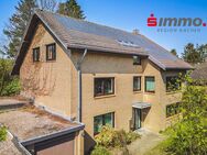 Geräumiges Einfamilienhaus mit Garage und Schwimmbad auf schönem Grundstück in ruhiger Lage - Aachen
