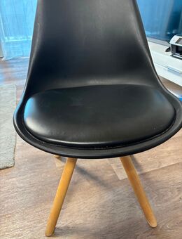 3 Stühle - Pforzheim