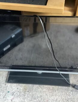 Grundig LCD Flachbildschirmfernseher 32 Zoll 8130 - Hannover