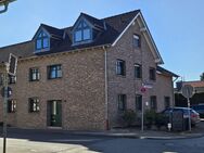 MODERNE, VERMIETETE 2 ZIM.-ETW IN ZENTRALER LAGE VON MEERBUSCH-OSTERATH MIT STELLPLATZ - Meerbusch