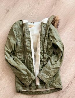 Khaki grüne Parkerjacke - Neukirchen-Vluyn