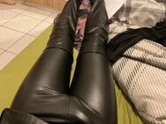 Femboy sucht Sklaven - Bochum