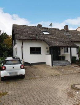Dachgeschosswohnung in Brühl - Brühl (Baden-Württemberg)