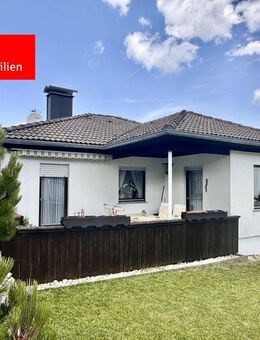 Großzügiges Fertighaus mit Einliegerwohnung und Doppelgarage in ruhiger Wohnlage. - Neu Anspach