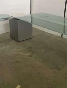 Exklusives Walter Knoll Chefbüro – satiniertes Sicherheitsglas - Dreieich Zentrum