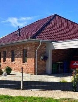 WESSELBUREN: Fast wie neu ! ( Bj. 2021 ) Moderner Bungalow mit 4 Zimmern in ruhiger Wohnlage - Wesselburen