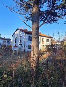 DHH mit großem Garten zur Kernsanierung (Ausbauhaus) oder Neubau - Hohenbrunn