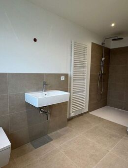 Exklusive Neubauwohnung in Troisdorf-Sieglar Terrasse | Smart-Home | Stellplatz & E-Bike-Ladestation - Troisdorf