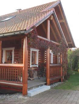Rarität - Traumhaus aus massiven Blockbohlen unterkellert - 234 qm WF 8 Räume ruhige Lage mit Büro / ELW - Oberreute