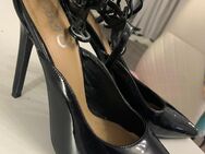 Damen high heels Pumps getragen - Berlin Steglitz-Zehlendorf