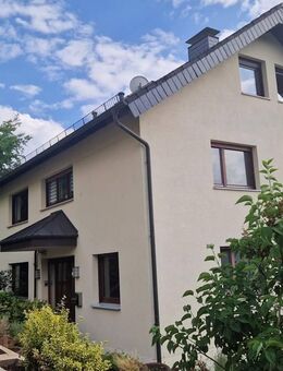 großes Einfamilienhaus für zwei Generationen und Selbständige geeignet - Lüdenscheid