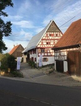 "Dorf am Himmel" - Charmantes Denkmalobjekt mit großem Garten und Ausbaupotenzial - Bad Dürrheim