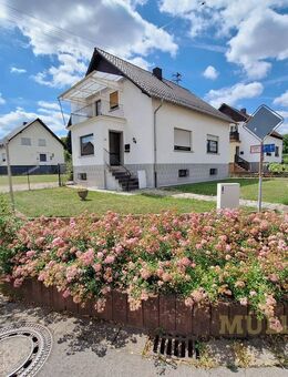 Grundstück mit Zweifamilienhaus - Weiskirchen