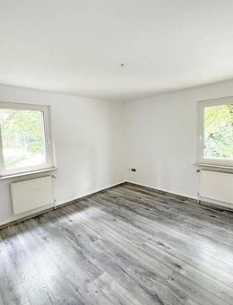 Renovierte Wohnung mit eigenem Garten und Stellplatz in ruhiger Sackgassenlage - Herne