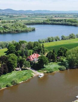 Alleinlage am Weser-Ufer: Viel Platz im Haus und ca 7000m² Grundstück - Porta Westfalica