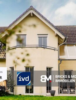 Traumhaftes Einfamilienhaus mit großem Garten und Garage - Halle (Saale)