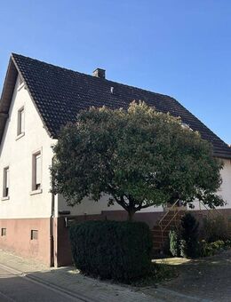 Stutensee-Staffort: Gemütliches Einfamilienhaus sucht kreativen Käufer mit Vision - Stutensee