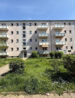 +++ Eigentumswohnung mit Einbauküche +++ - Weißenfels