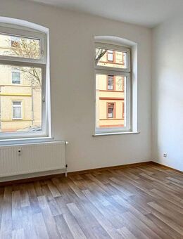 Renovierte Erdgeschosswohnung in Köthen mit Gemeinschaftsgarten - ab sofort! - Köthen (Anhalt)