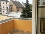 Freundliche 2- Zimmer Wohnung mit Balkonm und Einbauküche in Bochum - Bochum